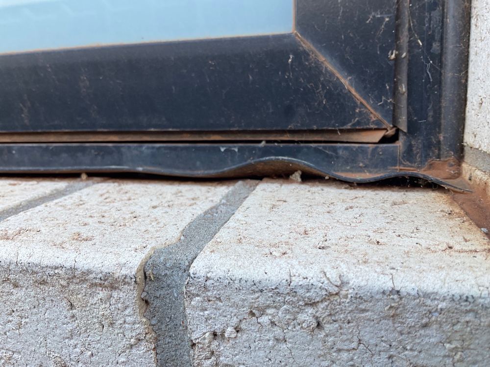 Window rubber flashing not sitting tight between frame and brick, Strathtulloh
